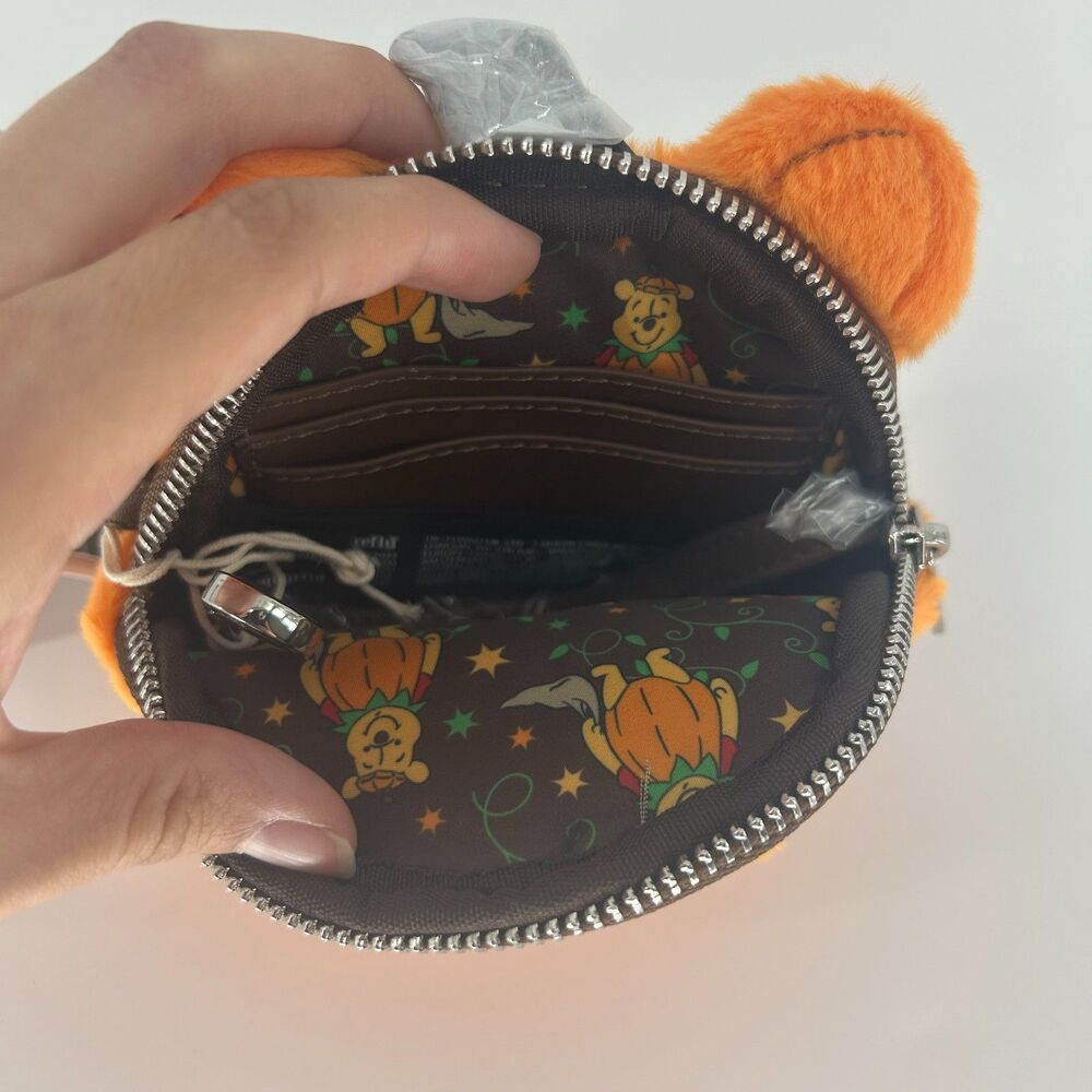 NWT Loungefly Disney Winnie the Pooh Pumpkin Wallet Coin Bag Plush Exclusive - Picture 4 of 5
